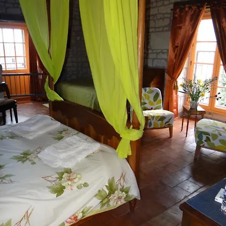 Le Manoir Des Roches 3*