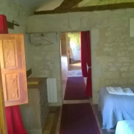 Le Manoir Des Roches 3*