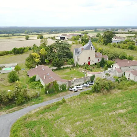 Bed & Breakfast Le Manoir Des Roches 3*